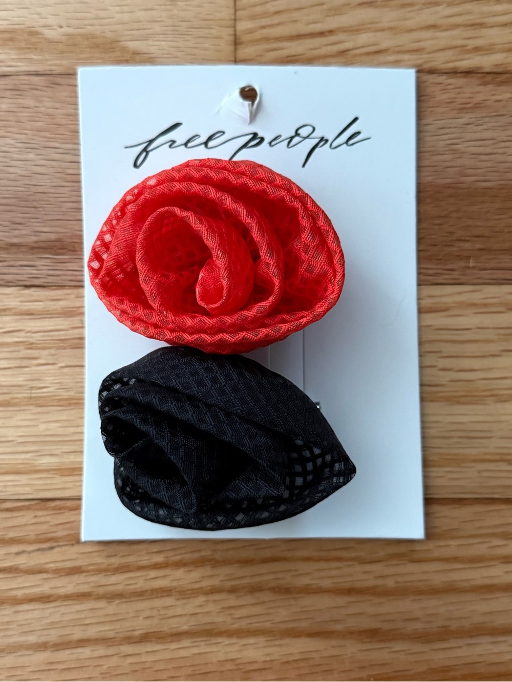 Free People Rose Hair Clip Duo in red and black NWT
